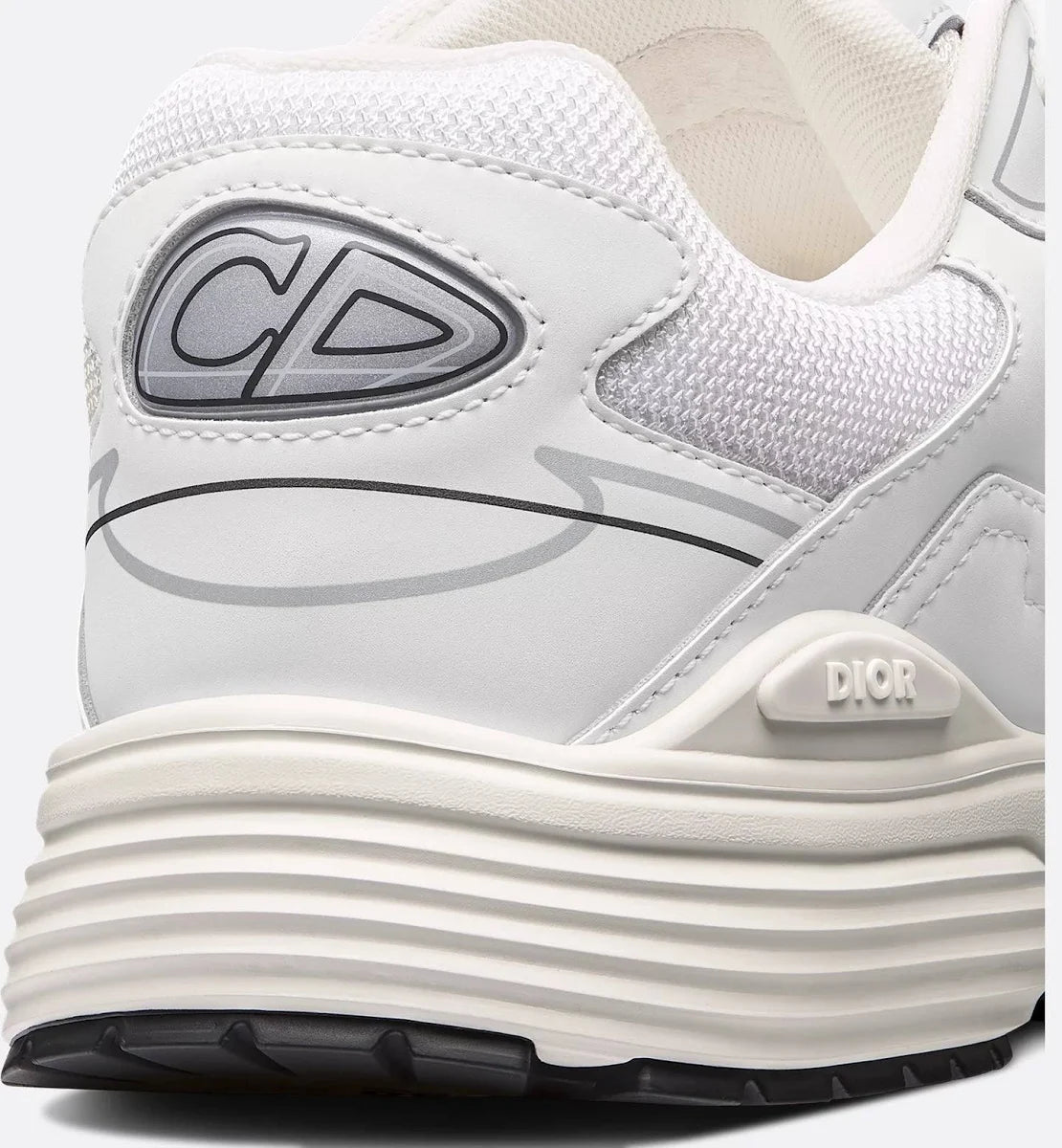 Di0r B30 White