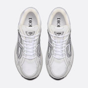 Di0r B30 White